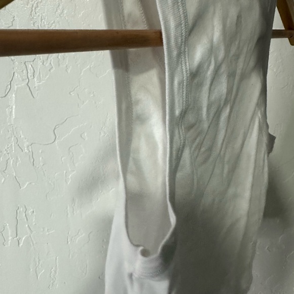 Kendall Jenner private event tee - Picture 3 of 5